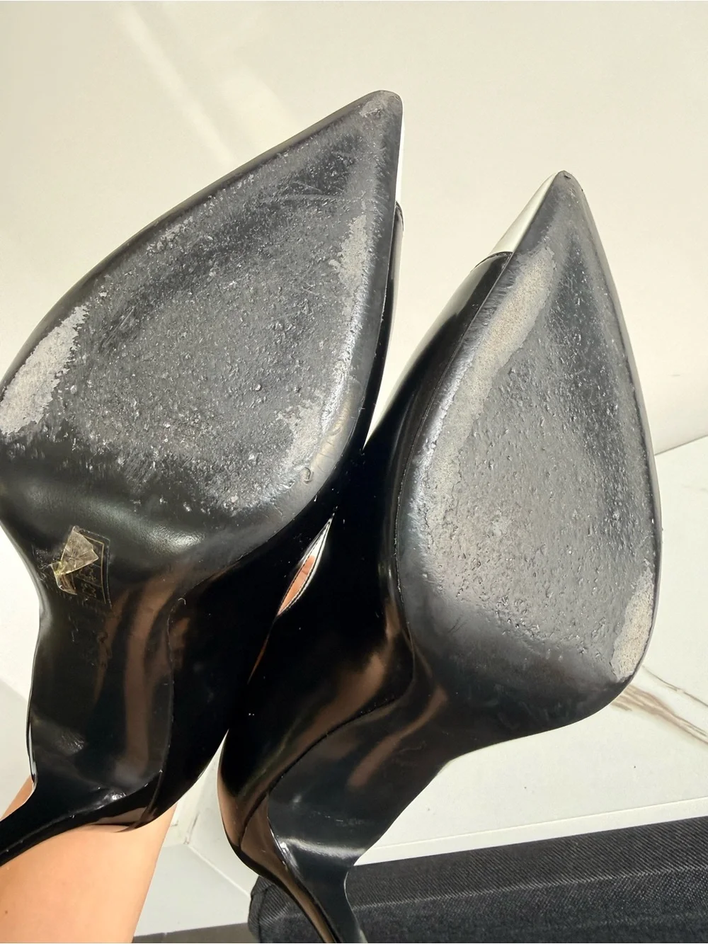 Tory Burch Black Pumps with White Pointed Toe